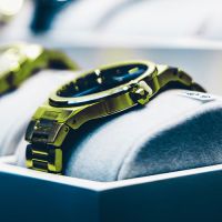 Goldene Luxus Uhr